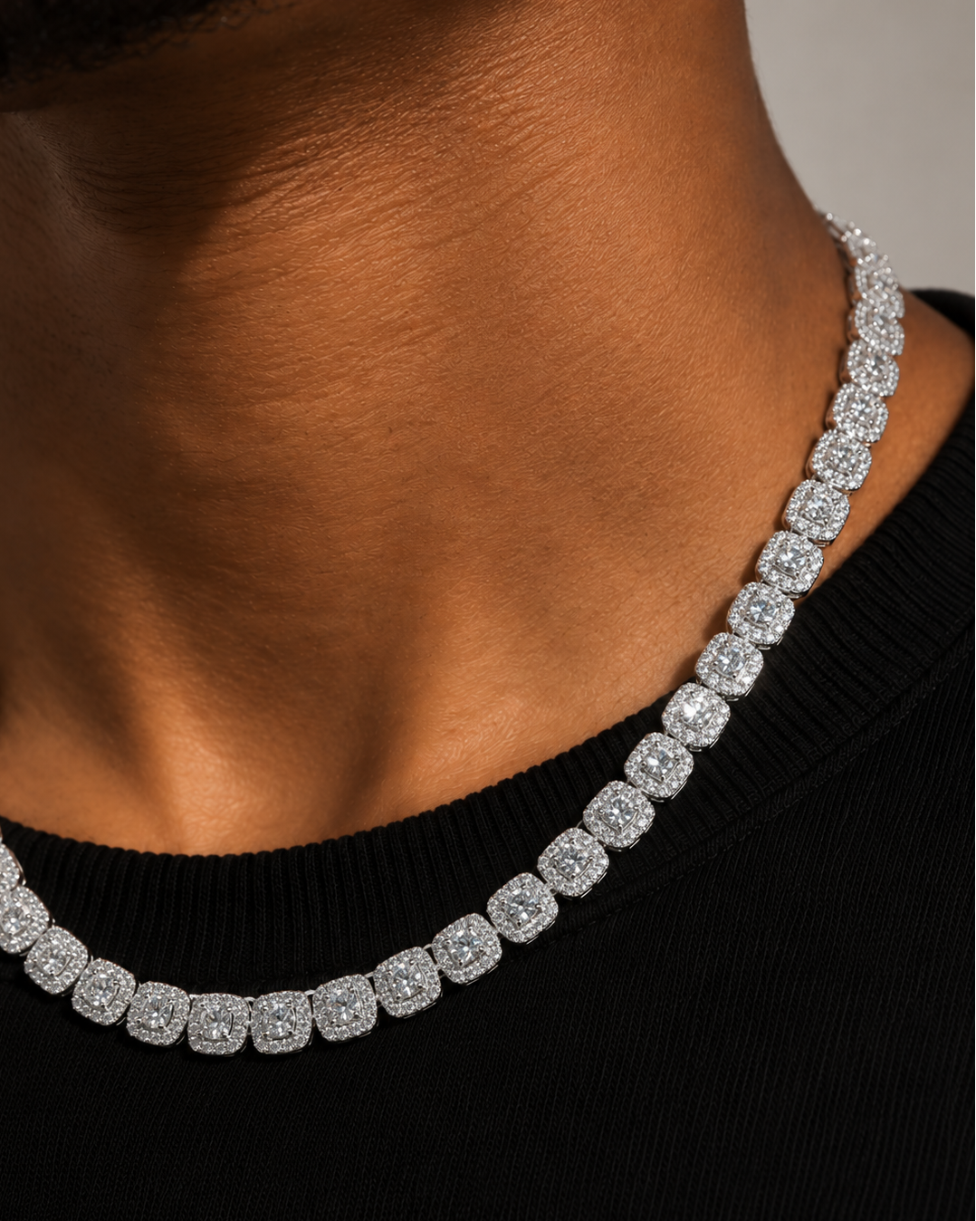 Royal Chain