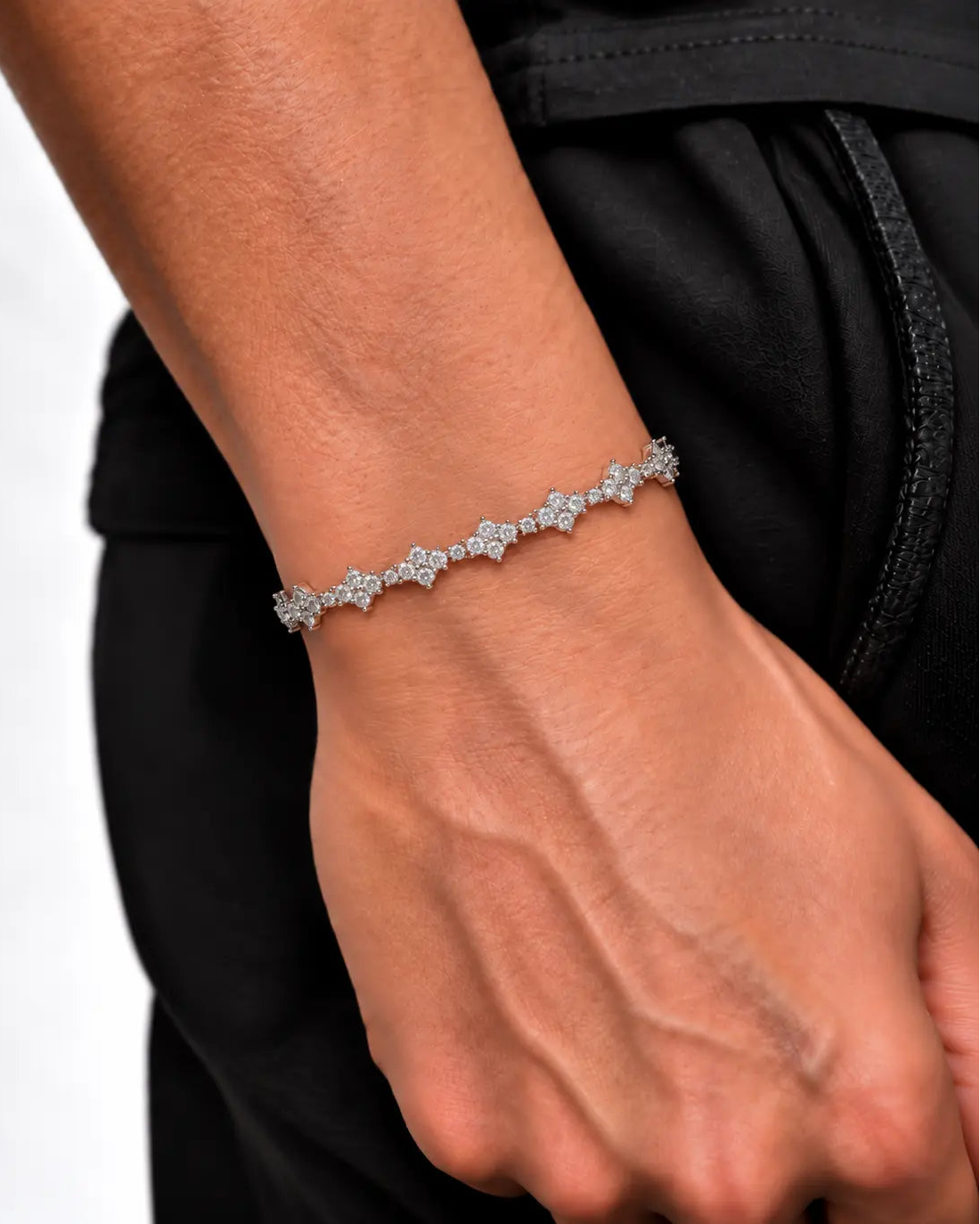 Iced Flora Bracelet Silber – Lifestyle 1