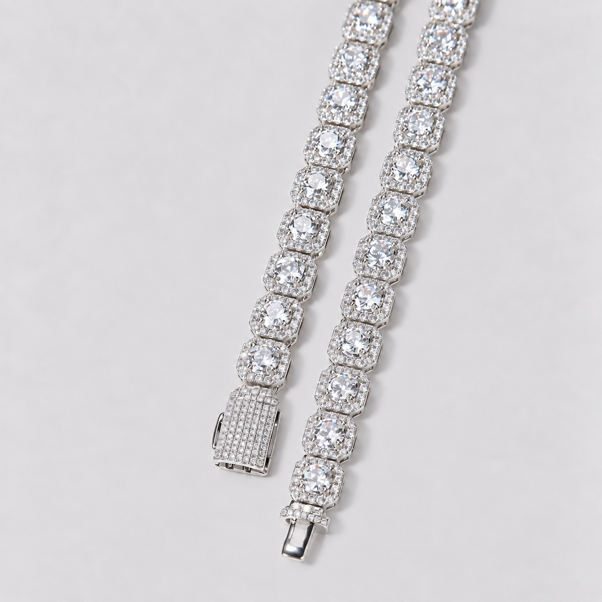 Royal Chain